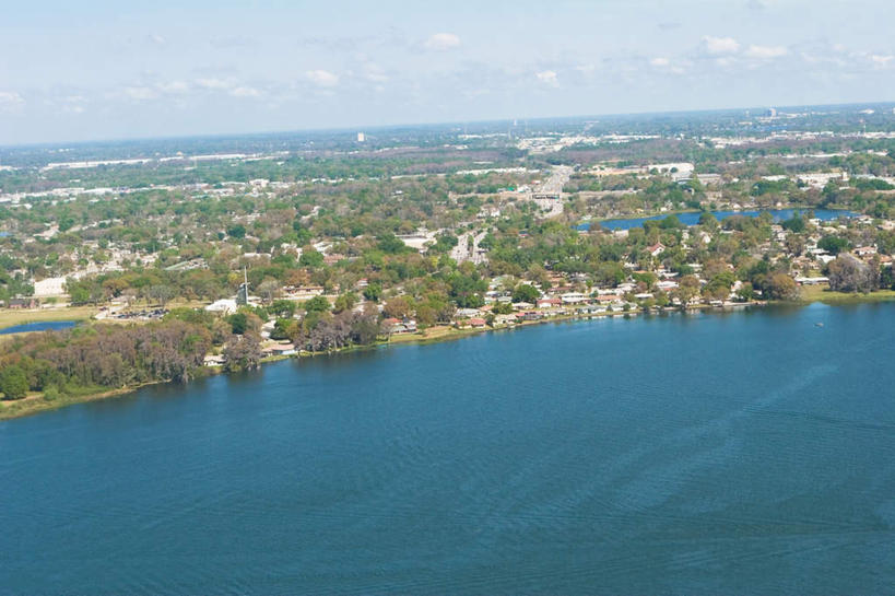 无人,家,横图,俯视,航拍,室外,白天,度假,草地,草坪,海浪,海洋,美景,植物,城市风光,城市,美国,阴影,光线,影子,房屋,屋子,景观,浪花,水平线,云,云朵,公寓,辽阔,海平线,云彩,娱乐,洋房,楼房,住宅,草,树,树木,蓝色,绿色,白云,蓝天,天空,阳光,自然,海水,天,享受,休闲,广阔,景色,放松,生长,晴朗,成长,一望无际,北美,北美洲,鸟瞰,美洲,海景,佛罗里达,奥兰多,佛罗里达州,佛州,阳光州,北亚美利加洲,亚美利加洲,无边无际,一马平川,奥兰多市,大海,风浪,海,海水的波动,近岸浪,涌浪,晴空,彩图,高角度拍摄,房子,水天相接,水天一线