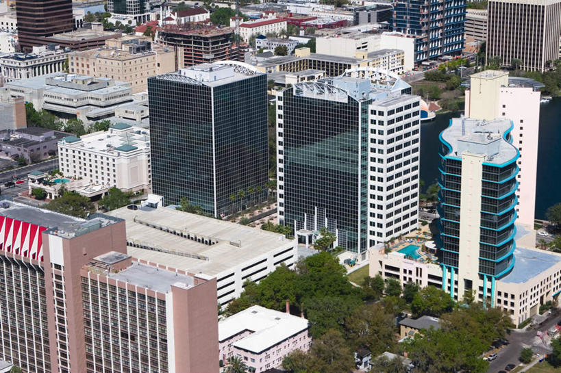 无人,高楼大厦,横图,俯视,室外,白天,度假,办公楼,美景,植物,城市风光,城市,大厦,建筑,摩天大楼,写字楼,美国,景观,娱乐,树,树木,绿色,自然,楼宇,享受,休闲,商务楼,景色,放松,生长,成长,北美,北美洲,美洲,佛罗里达,奥兰多,佛罗里达州,佛州,阳光州,北亚美利加洲,亚美利加洲,奥兰多市,彩图,高角度拍摄,大楼,高层建筑,高楼,摩天楼