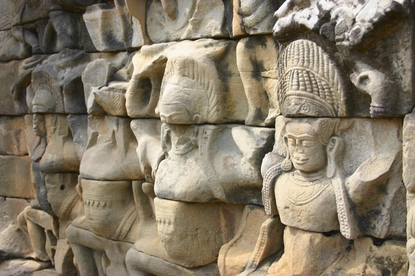 无人,寺庙,横图,室外,白天,正面,旅游,度假,名胜古迹,标志建筑,地标,建筑,雕塑,吴哥窟,柬埔寨,亚洲,节日,遗迹,艺术,装饰,纹路,雕刻,雕像,纹理,古迹,文化,文物,娱乐,建设,古建筑,石雕,工艺品,庙宇,祈祷,享受,休闲,健康,旅游胜地,放松,许愿,宗教,佛教,信仰,纪念,祈求,美术,主题,陈列,古文明,肌理,吴哥寺,高棉,柬埔寨王国,功能,美学,吉蔑,释教,平安,彩图,庙,寺