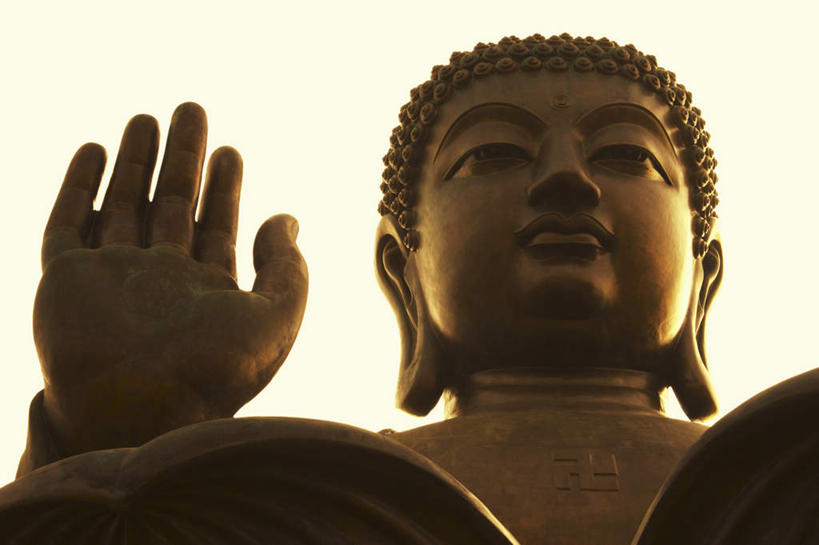 东方人,手,一个人,无人,坐,盘腿,横图,室外,白天,仰视,旅游,度假,名胜古迹,日落,标志建筑,地标,建筑,雕塑,香港,中国,亚洲,仅一个男性,仅一个人,遗迹,艺术,装饰,雕刻,雕像,晚霞,霞光,落日,注视,黄种人,古迹,文物,娱乐,建设,古建筑,仅一个年轻男性,黄昏,工艺品,观察,看,享受,休闲,手部,旅游胜地,彩霞,放松,观看,纪念,单手,美术,港,察看,张开五指,关注,主题,陈列,古文明,东亚,大屿山,宝莲寺,香港特别行政区,港澳台,中华人民共和国,功能,美学,夕照,宝莲禅寺,大濠岛,荃湾区,男人,男性,年轻男性,亚洲人,夕阳,盘腿而坐,盘膝,盘着腿的,盘着腿坐,双腿交叉,坐着,半身,彩图,低角度拍摄,五指张开,斜阳