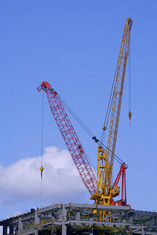 无人,竖图,室外,白天,仰视,度假,技术,美景,城市风光,城市,建筑,台湾,中国,亚洲,阴影,光线,影子,景观,云,云朵,云彩,娱乐,设备,施工,蓝色,白云,蓝天,天空,阳光,建筑工地,天,享受,休闲,机械,起重机,景色,放松,晴朗,工程,东亚,台北县,港澳台,中华人民共和国,地盘,建筑地盘,施工地盘,台湾省,新北,新北市,晴空,彩图,低角度拍摄,工地,板桥区,台