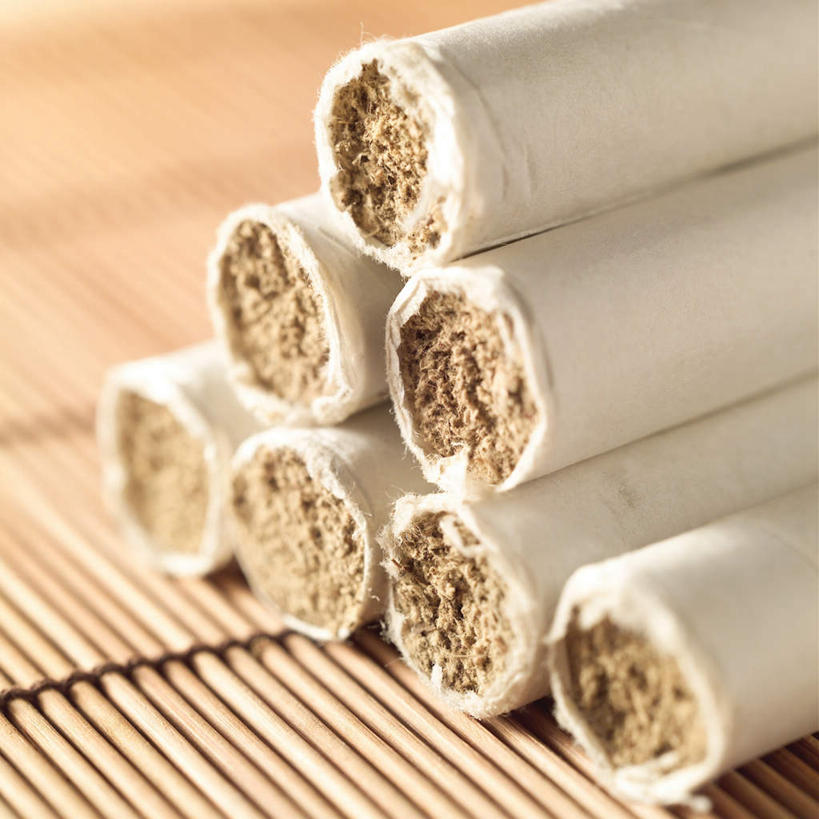 无人,方图,俯视,室内,特写,白天,静物,蜡烛,一堆,许多,阴影,堆叠,堆积,竹制,朦胧,模糊,反射,席子,影子,精油,香薰,放松,芳香疗法,堆,竹制品,舒心,舒缓,香薰精油,养颜,减压,烛炬,香薰疗法,植物精油,彩图,高角度拍摄