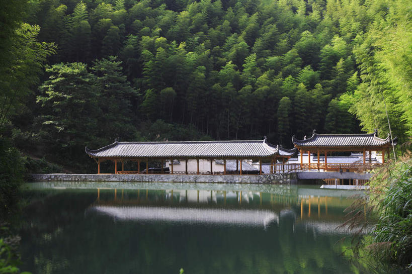 无人,横图,室外,白天,正面,旅游,度假,纯洁,湖,湖泊,黄山,美景,水,竹子,中国,亚洲,亭子,湖面,景观,水流,水面,竹林,娱乐,自然,湖水,享受,休闲,景色,放松,高雅,自然风光,东亚,安徽,安徽省,黄山市,中华人民共和国,华东地区,奉献,皖,质朴,正直,担当,亭台楼阁,竹,彩图,亭台,奋进,操守,四君子,岁寒三友,性坚,虚怀,虚心,善群,卓尔