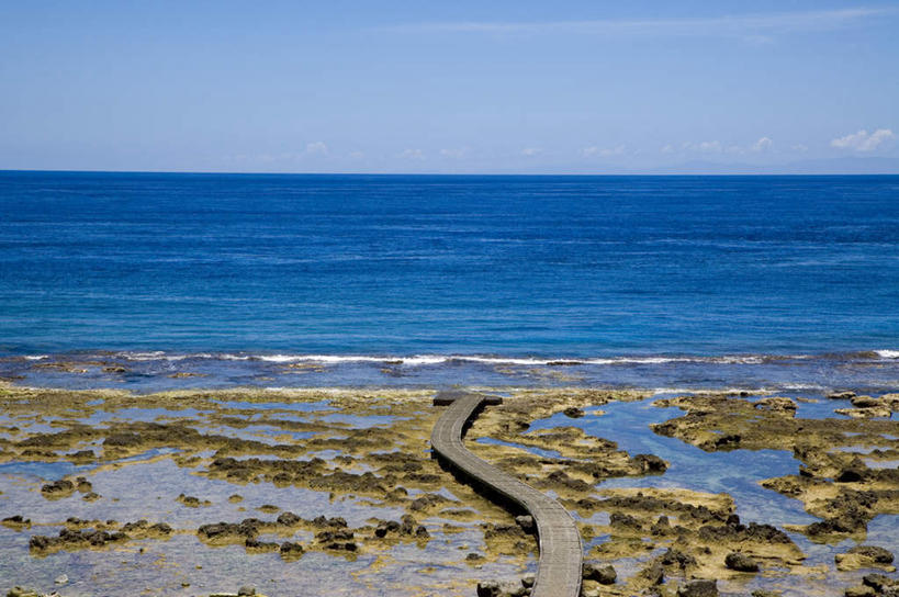 无人,横图,室外,白天,正面,旅游,度假,海浪,海洋,美景,沙滩,台湾,中国,亚洲,阴影,光线,沙子,影子,海岸,景观,浪花,水平线,云,云朵,辽阔,海平线,沙地,云彩,娱乐,蓝色,白云,蓝天,天空,阳光,自然,海水,天,享受,休闲,广阔,景色,放松,晴朗,一望无际,自然风光,绿岛,海景,东亚,台东县,港澳台,中华人民共和国,台湾省,无边无际,一马平川,大海,风浪,海,海水的波动,海滩,近岸浪,涌浪,晴空,彩图,火烧岛,绿岛乡,台东,水天相接,水天一线,台