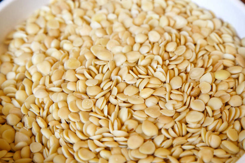 点心,无人,横图,俯视,室内,特写,白天,杏,一堆,许多,阴影,堆叠,堆积,朦胧,模糊,反射,影子,食品,坚果,小吃,食物,零食,堆,瓜子,杏果,杏子,彩图,高角度拍摄