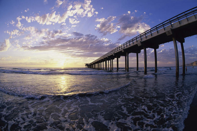 无人,码头,横图,室外,白天,仰视,旅游,度假,海浪,海洋,美景,日落,港口,美国,阴影,光线,影子,景观,浪花,水平线,晚霞,霞光,云,云朵,落日,辽阔,海平线,云彩,娱乐,白云,阳光,自然,海水,黄昏,享受,休闲,广阔,景色,彩霞,放松,一望无际,北美,北美洲,加利福尼亚,自然风光,美洲,海景,加州,圣地亚哥,加利福尼亚州,金州,黄金州,圣地牙哥,圣迭戈,北亚美利加洲,亚美利加洲,无边无际,一马平川,夕照,拉霍亚,大海,风浪,海,海水的波动,近岸浪,涌浪,夕阳,彩图,低角度拍摄,摆渡口,埠头,渡口,渡头,港湾,海港,货运码头,口岸,商港,水天相接,水天一线,斜阳