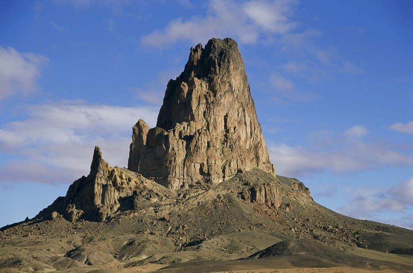 无人,横图,室外,白天,正面,旅游,度假,石头,美景,沙漠,山,山脉,美国,阴影,光线,纹路,石子,纹理,影子,景观,山峰,云,云朵,山峦,云彩,娱乐,蓝色,白云,蓝天,天空,阳光,自然,群山,天,享受,休闲,景色,放松,晴朗,亚利桑那,北美,北美洲,自然风光,美洲,亚利桑那州,纪念碑山谷,纪念碑谷,纪念碑山谷公园,纪念谷,大峡谷之州,肌理,北亚美利加洲,亚美利加洲,纪念碑谷纳瓦霍部落公园,大漠,砂漠,石块,岩石,晴空,彩图