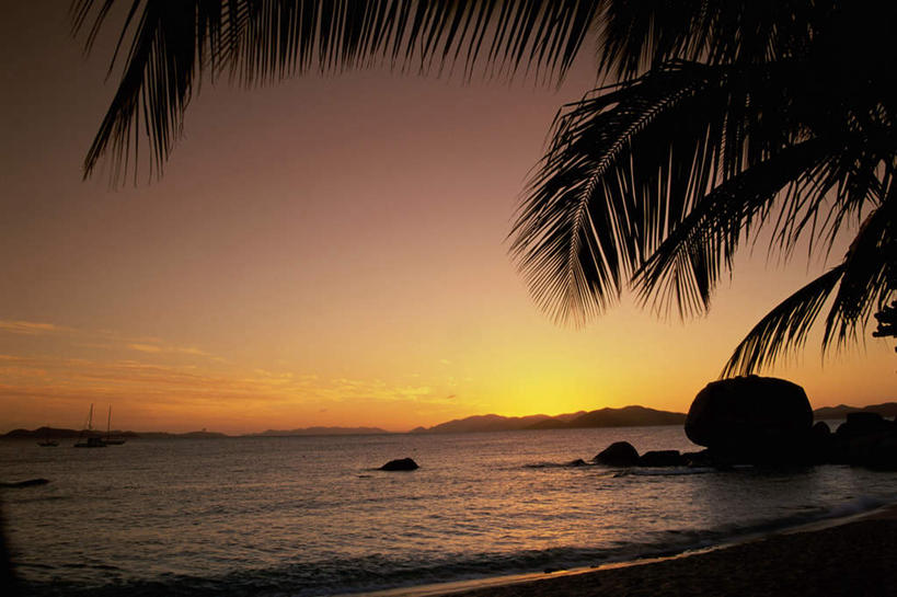 无人,横图,室外,白天,正面,旅游,度假,海浪,海洋,礁石,石头,美景,日落,沙滩,山,山脉,植物,棕榈树,叶子,加勒比海,沙子,石子,海岸,景观,浪花,山峰,晚霞,霞光,落日,绿叶,沙地,山峦,背光,娱乐,树,树木,绿色,自然,海水,黄昏,群山,享受,休闲,嫩叶,景色,彩霞,南美,放松,生长,成长,南美洲,拉丁美洲,自然风光,美洲,逆光,海景,棕榈叶,英属维尔京群岛,英属维京群岛,维京群岛,亚美利加洲,南亚美利加洲,处女群岛,维尔京戈尔达岛,维尔京群岛,英属处女群岛,夕照,叶,叶片,大海,风浪,海,海水的波动,海滩,礁,近岸浪,石块,岩石,涌浪,夕阳,彩图,斜阳