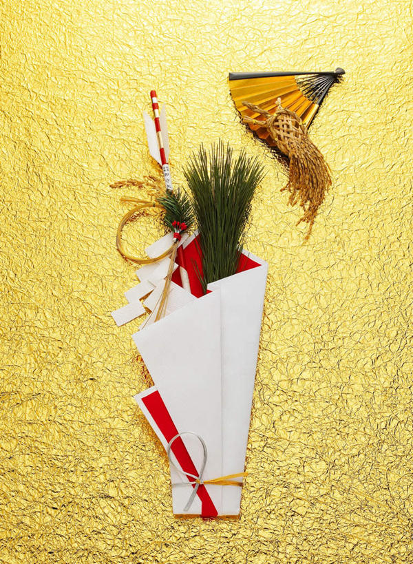 无人,竖图,俯视,室内,特写,白天,松树,静物,叶子,节日,庆祝,艺术,手工艺品,绿叶,艺术品,文化,工艺品,庆典,嫩叶,纪念,高雅,坚定,自信心,品位,长寿,花纸绳,日本水引,日本水引绣,水引绣,贞洁,元旦,叶,叶片,彩图,高角度拍摄