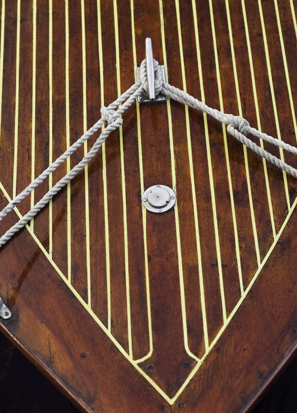 无人,竖图,俯视,室外,特写,白天,旅游,度假,轮船,船,静物,娱乐,绳子,交通工具,享受,休闲,放松,绳索,载具,缆绳,彩图,高角度拍摄