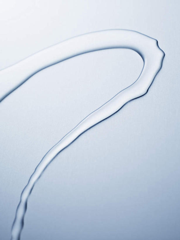 无人,竖图,俯视,室内,特写,白天,白色背景,水,透明,波浪,弧度,摄影,影棚,转弯,彩图,高角度拍摄,影棚拍摄,拍摄