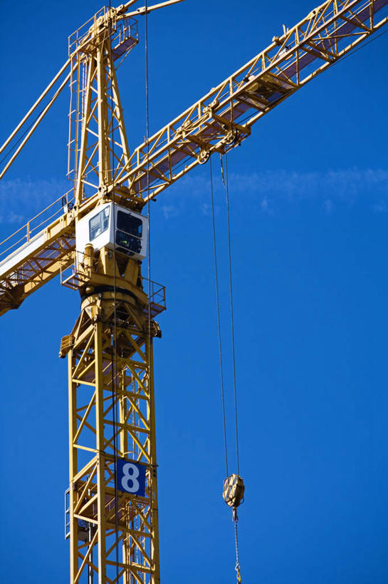 无人,竖图,室外,白天,仰视,技术,建筑,瑞典,欧洲,首都,设备,施工,一个,蓝色,蓝天,天空,天,机械,起重机,晴朗,单个,工程,斯堪的纳维亚,北欧,斯德哥尔摩,斯堪的纳维亚半岛,万里无云,瑞典王国,晴空,晴空万里,彩图,低角度拍摄