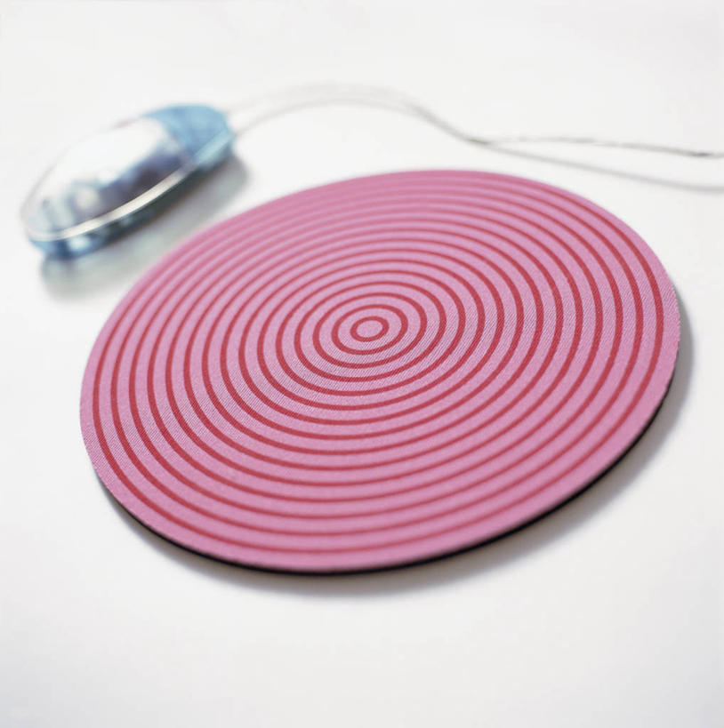无人,竖图,俯视,室内,特写,白天,白色背景,鼠标,静物,阴影,反射,圆形,图形,影子,圆,鼠标垫,几何,输入设备,一个,粉色,垫子,摄影,影棚,单个,便利,舒适,数学,彩图,高角度拍摄,影棚拍摄,拍摄,几何图形,平面图形