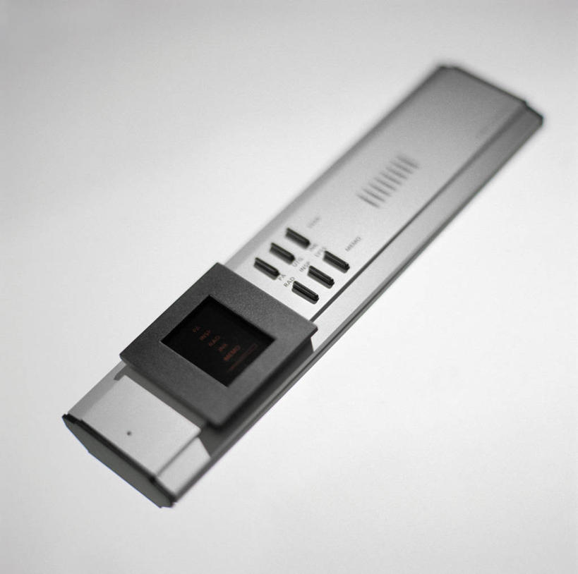 无人,横图,俯视,室内,特写,白天,白色背景,零件,电路,静物,关闭,阴影,反射,影子,开关,一个,按钮,遥控器,打开,摄影,影棚,单个,开启,闭合,彩图,高角度拍摄,影棚拍摄,拍摄