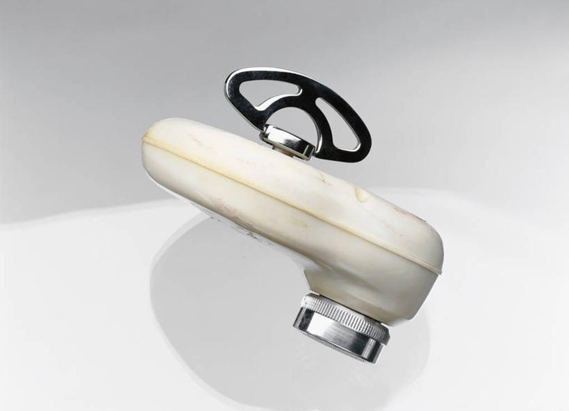 无人,横图,俯视,室内,特写,白天,白色背景,静物,一把,阴影,反射,工具,影子,白色,黑色,摄影,影棚,理发工具,美发工具,电推剪,彩图,高角度拍摄,影棚拍摄,拍摄