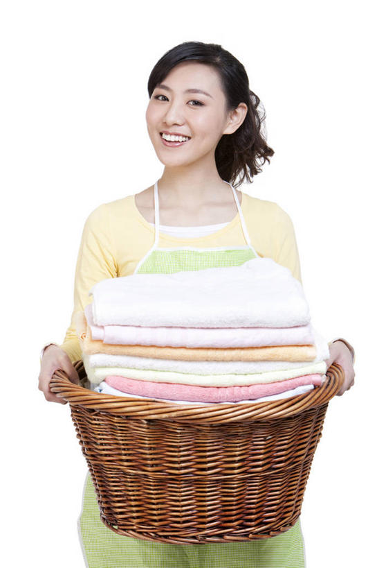东方人,成年人,一个人,家庭,笑,微笑,露齿笑,竖图,白色背景,正面,家务,快乐,幸福,北京,中国,亚洲,仅一个女性,堆叠,围裙,折叠,休闲装,干净,洗衣服,毛巾,温暖,温馨,一家人,摄影,影棚,家庭妇女,和睦,享乐,清新,摄影棚,肖像,忙碌,洗衣篮,东亚,北京市,年轻女性,女人,女性,亚洲人,中国人,年轻人,半身,彩图,影棚拍摄,欢乐,拍摄,融洽,家务劳动