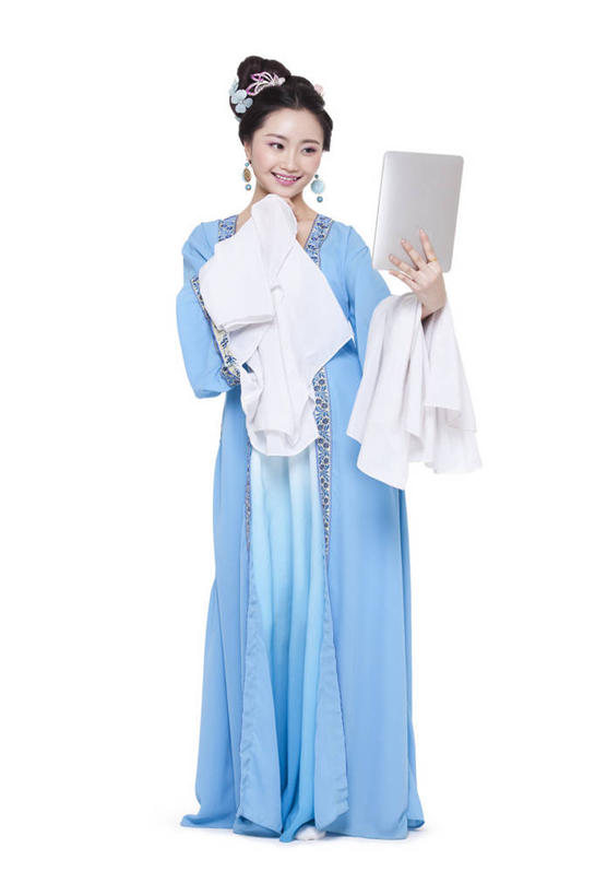 东方人,成年人,一个人,举,笑,微笑,露齿笑,竖图,留白,白色背景,正面,民族服装,快乐,自由,幸福,互联网,技术,北京,中国,亚洲,仅一个年轻女性,仅一个女性,仅一个人,表演,撑,连接,摇摆,服装,艺术,缎带,古典,拿着,托腮,文化,表演者,现代,传统,扮演,拍照,衣服,发饰,托,乐趣,美女,平衡,自拍,摄影,服饰,影棚,幽默,仙女,古装,创造力,演出,袖子,高雅,优美,享乐,娱乐活动,发髻,中国文化,托下巴,摄影棚,肖像,网上冲浪,反差,古典风格,演出服,平板电脑,东亚,东亚文化,韵味,无线电技术,年轻女性,女人,女性,亚洲人,中国人,年轻人,彩图,影棚拍摄,传统服装,民俗服,装扮,欢乐,拍摄,魅力,传统文化,美人,水袖