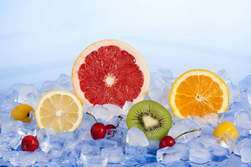 无人,横图,留白,柠檬,杏,樱桃,静物,水果,中国,亚洲,冰块,食品,葡萄柚,饮食,果肉,素食,摄影,有机食品,影棚,生活方式,维生素,简单,清新,摄影棚,横截面,东亚,柑橘属,健康食物,纯净,酸橙,彩图,影棚拍摄,拍摄,人造冰