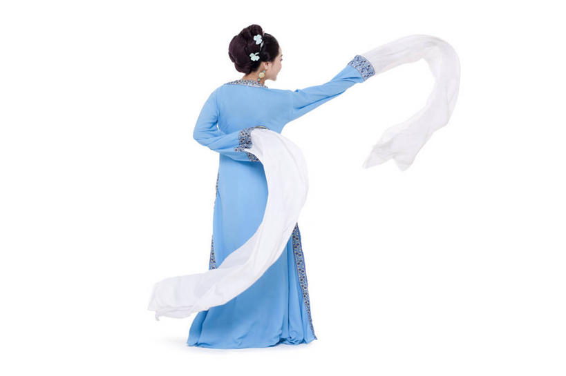 东方人,成年人,一个人,横图,留白,白色背景,民族服装,自由,北京,中国,亚洲,仅一个年轻女性,仅一个女性,仅一个人,表演,摇摆,服装,艺术,缎带,古典,文化,表演者,传统,扮演,背面,衣服,发饰,手势,活力,美女,平衡,摄影,服饰,影棚,仙女,古装,演出,袖子,高雅,优美,娱乐活动,发髻,中国文化,摄影棚,肖像,古典风格,演出服,东亚,东亚文化,韵味,技能,年轻女性,女人,女性,亚洲人,中国人,年轻人,舞者,彩图,影棚拍摄,传统服装,民俗服,装扮,拍摄,舞蹈,魅力,打手势,传统文化,美人,水袖