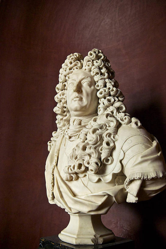 无人,竖图,室内,雕塑,法国,欧洲,艺术,装饰,标志,雕像,符号,城堡,历史,标识,摄影,纪念,留念,怀念,性别符号,尚蒂伊城堡,彩图,男性符号