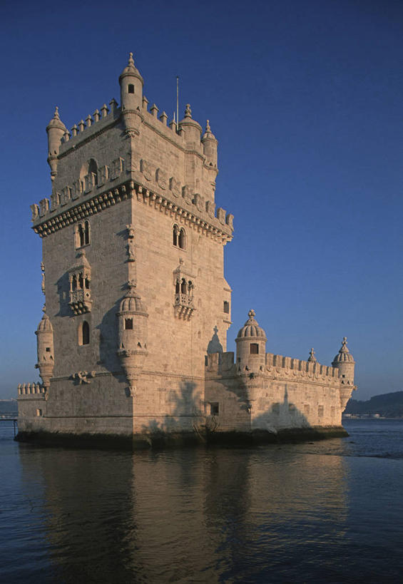 无人,竖图,室外,河流,建筑,葡萄牙,欧洲,城堡,城镇,塔,首都,图像,里斯本,蓝色,风景,天空,地标建筑,摄影,建造,流动,都市风光,贝伦塔,塔霍河,贝伦,彩图,旅行