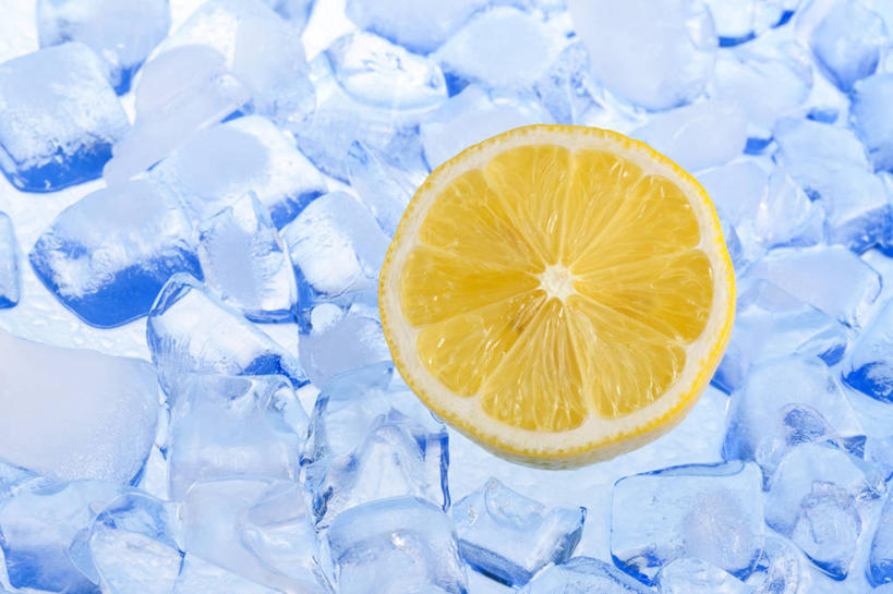 无人,横图,彩色,留白,柠檬,静物,水果,中国,亚洲,冰块,食品,饮食,一个,果肉,素食,冷,摄影,有机食品,影棚,生活方式,单个,五颜六色,色彩斑斓,维生素,简单,清新,摄影棚,横截面,五彩缤纷,东亚,柑橘属,健康食物,纯净,五彩斑斓,五光十色,彩图,影棚拍摄,拍摄,膳食纤维,人造冰