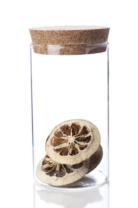 无人,竖图,留白,白色背景,静物,玻璃,北京,中国,亚洲,反射,材料,瓷器,草药,药草,软木塞,传统,红色,自然,瓶子,干花,瓶盖,摄影,有机食品,简单,草本,中国文化,干的,中医,东亚,替代疗法,彩图,影棚拍摄,陈皮,传统文化,成分