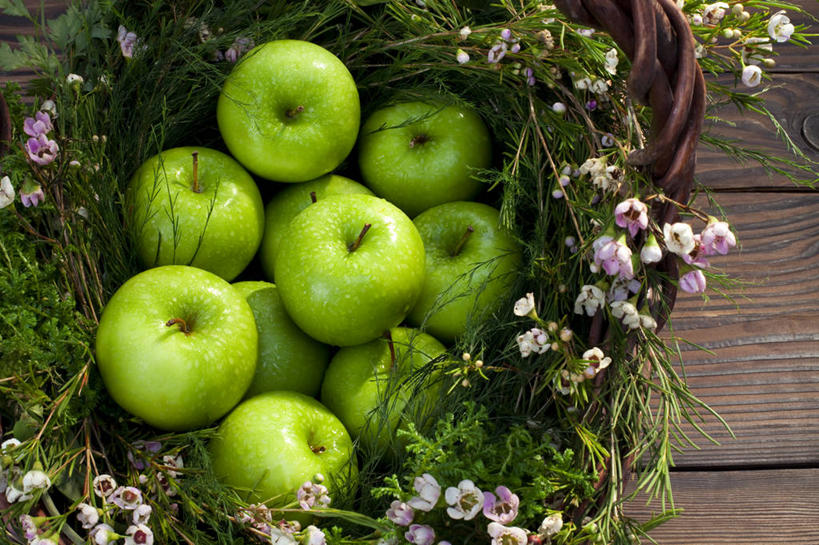 无人,横图,俯视,室内,背景,桌子,苹果,静物,水果,中国,丰富,篮子,木材,木纹,食品,饮品,筐,花,食物,饮料,绿色,容器,概念,摄影,简单,可口,东亚,健康食物,适口,彩图,高角度拍摄