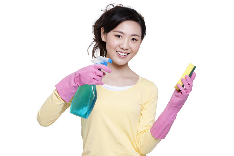 东方人,成年人,一个人,家庭,笑,微笑,露齿笑,横图,竖图,白色背景,正面,家务,快乐,幸福,北京,中国,亚洲,仅一个女性,拿着,休闲装,干净,抹布,手套,温暖,温馨,一家人,摄影,影棚,家庭妇女,和睦,享乐,喷雾瓶,摄影棚,肖像,忙碌,东亚,北京市,清洗剂,年轻女性,女人,女性,亚洲人,中国人,年轻人,半身,彩图,影棚拍摄,欢乐,拍摄,融洽,家务劳动