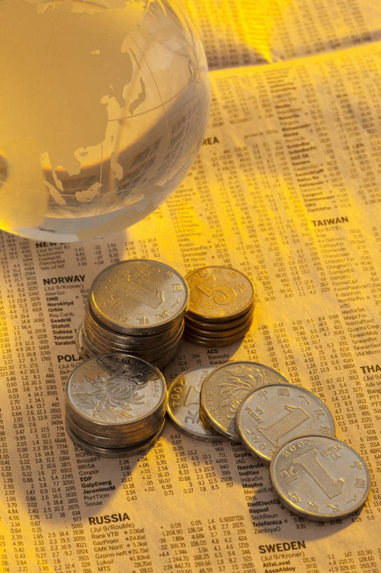 无人,竖图,特写,商务,阅读,智慧,赚钱,风险,竞争,股票,钱,人民币,数据,静物,报纸,北京,日光,中国,亚洲,学习,丰富,分析,信息,地球仪,钱币,文字,概念,储蓄,浏览,财富,金融,投资,摄影,经济,新闻,部分,利润,流通,挑战,贸易,东亚,发展,策略,技能,想法,机会,判断,货币,现金,硬币,彩图,机遇,报刊,财会,股票行情