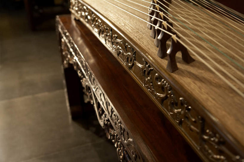 无人,设计师,横图,俯视,室内,正面,建筑,亚洲,装饰,木制,瓷器,雕刻,房屋,围墙,乐器,弦乐器,江东区,音乐,历史,传统,工艺品,古董,礼节,复杂,起居室,高雅,文学,近景,中国文化,手艺,东亚,东亚文化,北京市,古代文明,知识产权,木工,彩图,高角度拍摄,传统文化,禅宗,过去