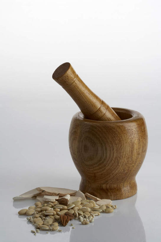 竖图,白色背景,准备,反射,木制,生食,食品,坚果,种子,小吃,饮食,碗,摄影,简单,清新,研磨器,蛋白质,厨房器具,健康食物,烹调,彩图,影棚拍摄,成分