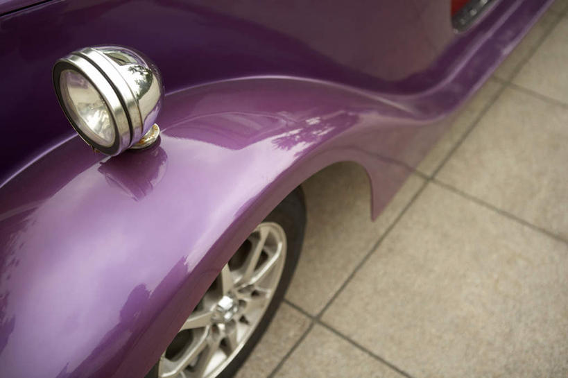 无人,横图,室外,路,汽车,照明,古典,灯,紫色,车轮,轮胎,灯具,照亮,照明设备,前照灯,前大灯,车前灯