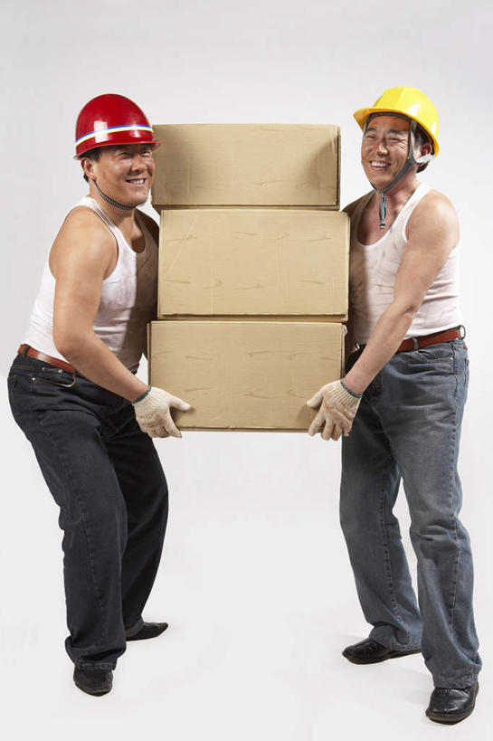 东方人,成年人,中年人,老年人,两个人,商务人士,建筑工人,商务男性,体育馆,办公室,运动场,站,拉,笑,微笑,露齿笑,竖图,留白,白色背景,侧面,衬衫,运动服,锻炼,商务,快乐,旅途,成功,运动,合作,团队,信心,建筑业,举重,建筑,亚洲,堆叠,套装,瓷器,纸箱,训练,拿着,休闲装,运动器械,体育场,工人,白色,安全帽,卷尺,建筑工地,职业,休闲,疲倦,健身器械,活力,力量,工业,肮脏,动作,疲劳,享乐,疲惫,运送,决心,努力,痛苦,商务装,困乏,健身器材,合伙,工薪阶层,东亚,发展,邋遢,北京市,疲乏,运动馆,委顿,疲困,疲顿,疲钝,倦怠,怠倦,龌龊,污秽,质量,体育,男人,男性,亚洲人,中国人,白领,上班族,员工,休闲活动,彩图,影棚拍摄,衬衣,健身,欢乐,匠人,劳动者,体力工,运动器材,健身俱乐部,工头,海上运输