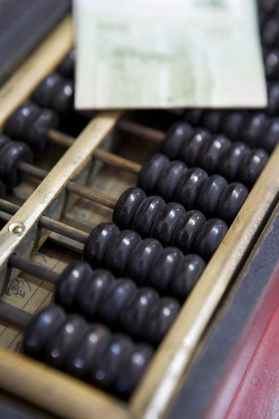 无人,竖图,俯视,商务,计算器,算盘,静物,北京,中国,亚洲,数字,串,历史,纪念品,工艺品,金融,摄影,古董,中国文化,东亚,东亚文化,收集,雍和宫,彩图,高角度拍摄,传统文化
