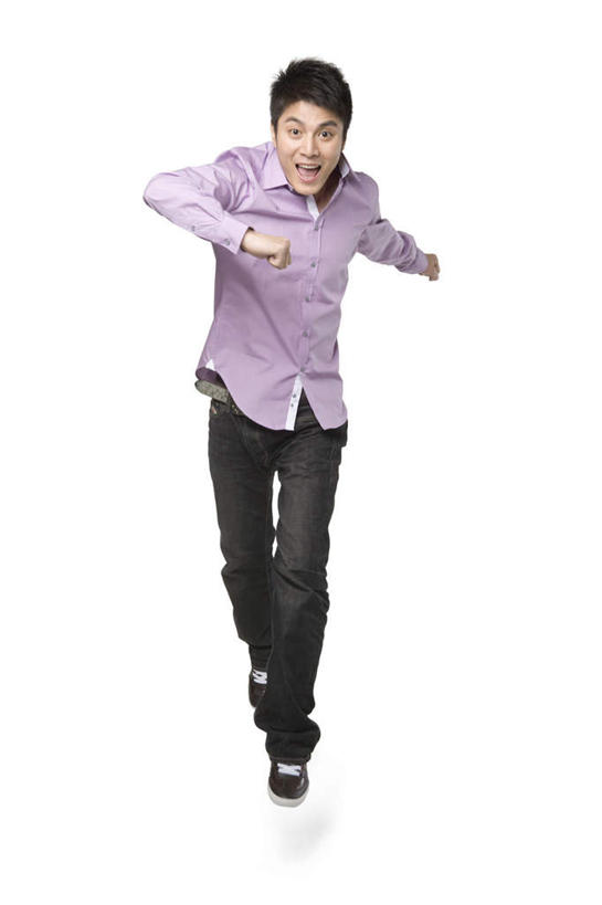 东方人,一个人,跳,笑,微笑,露齿笑,竖图,白色背景,正面,衬衫,快乐,兴奋,幸福,北京,中国,亚洲,仅一个男性,仅一个人,半空,大喊,牛仔裤,刺激,仅一个年轻男性,张嘴,活力,摄影,影棚,动作,酷,现代舞,摄影棚,肖像,张大嘴巴,东亚,无忧无虑,男人,男性,年轻男性,亚洲人,中国人,年轻人,张开嘴,舞者,彩图,影棚拍摄,欢乐,拍摄,舞蹈