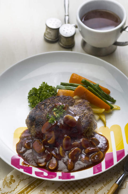 无人,竖图,俯视,室内,桌子,胡萝卜,静物,叶子,许多,蘑菇,肉,油炸,食品,咖啡杯,很多,饮食,盘子,餐巾,食用菌,摄影,膳食,清新,主菜,健康食物,青豆,彩图,高角度拍摄,装饰菜