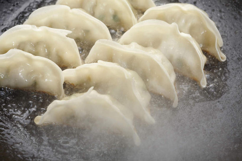 无人,横图,俯视,特写,准备,蒸汽,食用油,油炸,食品,饺子,锅,饮食,摄影,煎锅,清新,中国文化,健康食物,烹调,彩图,高角度拍摄