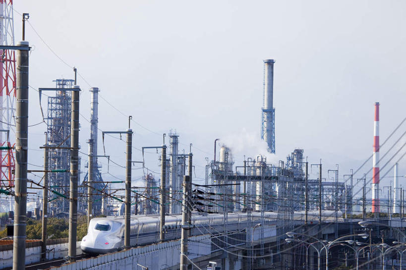 无人,横图,室外,白天,留白,商务,技术,丰富,现代,蓝色,天空,发电站,运输,摄影,能源,宁静,电力火车,替代能源,环境保护,万里无云,化石燃料,彩图,乙醇