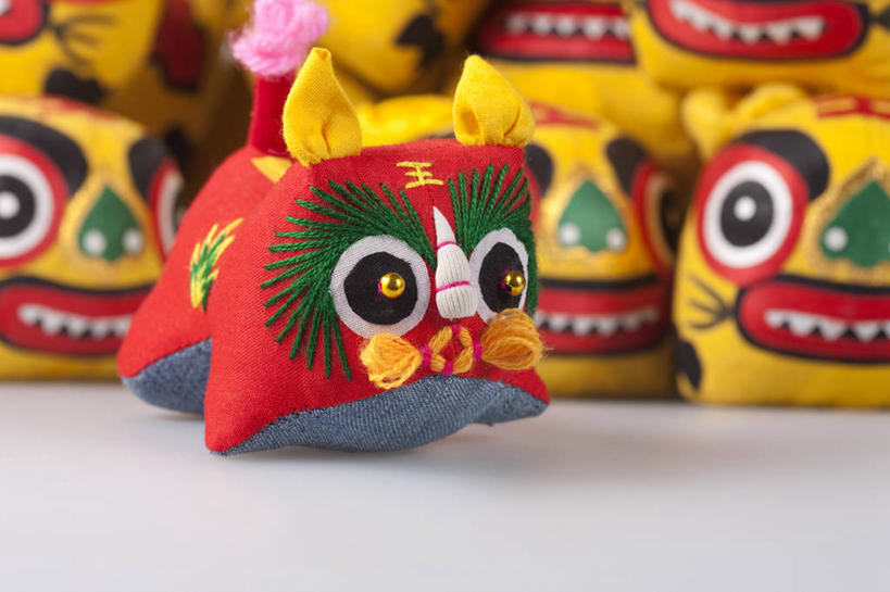 横图,特写,运气,虎,玩具,纺织品,北京,中国,亚洲,红色,摄影,毛绒玩具,中国文化,东亚,古代文明,彩图,影棚拍摄,传统文化