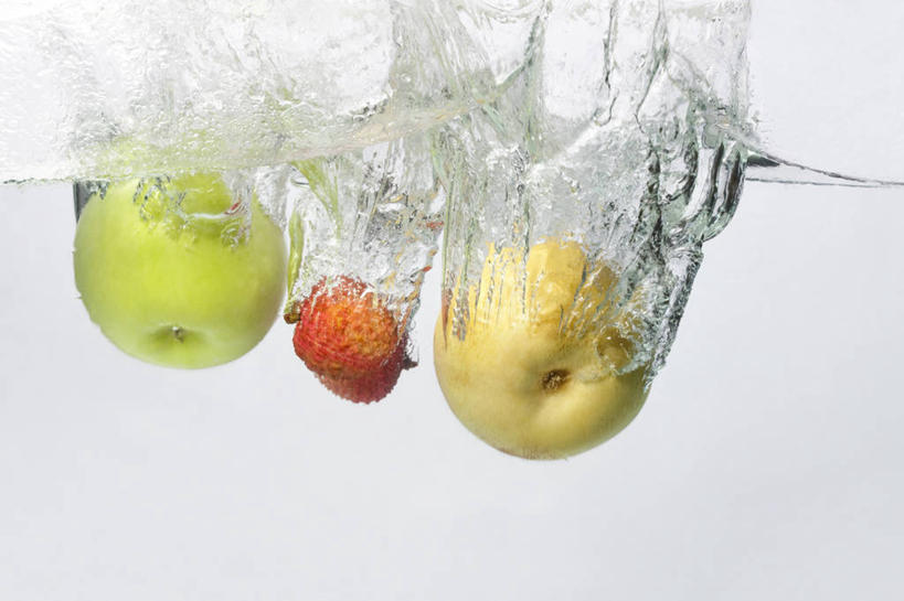 无人,横图,室内,白色背景,正面,水,苹果,梨,荔枝,水果,湿,溅,液体,水滴,食品,饮食,黄色,红色,绿色,白色,青苹果,热带水果,四个,摄影,影棚,落下,动作,简单,清新,摄影棚,健康食物,纯净,洗涤,彩图,影棚拍摄,拍摄,亚洲梨