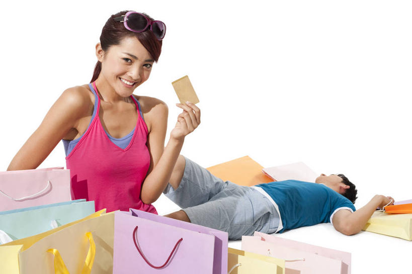 东方人,两个人,夫妻,笑,微笑,横图,白色背景,正面,爱情,快乐,信用卡,消费,中国,亚洲,购物袋,浪漫,夏天,疲倦,恩爱,零售,恋人,疲劳,享乐,疲惫,愉悦,困乏,东亚,疲乏,委顿,疲困,疲顿,疲钝,倦怠,怠倦,异性恋,年轻男性,年轻女性,亚洲人,中国人,年轻人,夫妇,情侣,仰卧,半身,彩图,影棚拍摄,伴侣,购物狂