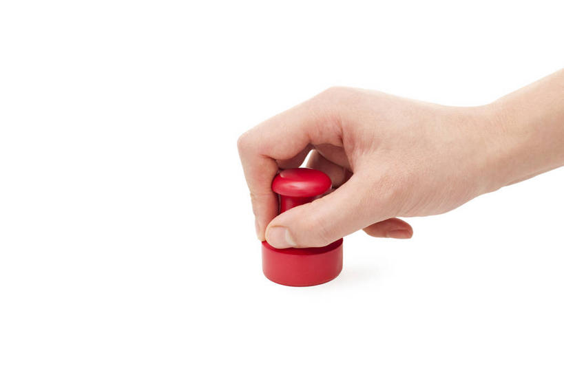 手,一个人,横图,特写,白色背景,办公用品,拿着,文具,摄影,影棚,印章,办公设备,文具用品,图章,摄影棚,签署,文化工具,橡皮章,鉴定,女人,女性,彩图,影棚拍摄,拍摄,封印