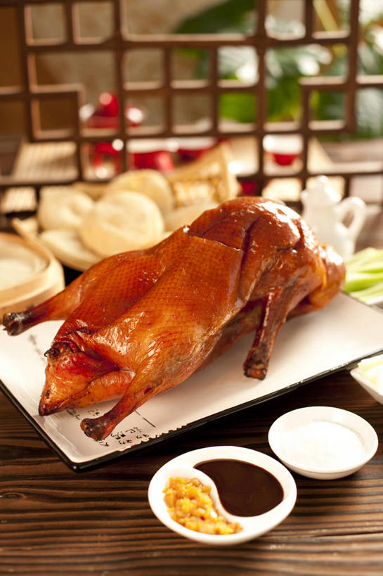 烤鸭,无人,竖图,桌子,静物,北京,中国,亚洲,肉,美味,食品,传统,鸭肉,肉类,饮食,摄影,风格,膳食,中国文化,肉食,东亚,北京烤鸭,主菜,彩图,传统文化