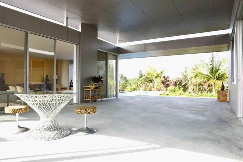 无人,高楼大厦,横图,室外,白天,正面,度假,美景,植物,窗户,落地窗,桌子,城市风光,城市,大厦,建筑,摩天大楼,棕榈树,叶子,椅子,夏威夷,美国,阴影,光线,影子,景观,绿叶,娱乐,玻璃窗,树,树木,绿色,阳光,自然,享受,休闲,嫩叶,景色,放松,生长,成长,北美,北美洲,美洲,棕榈叶,夏威夷州,爱洛哈之州,希洛,北亚美利加洲,亚美利加洲,叶,叶片,彩图,大楼,高层建筑,高楼,摩天楼