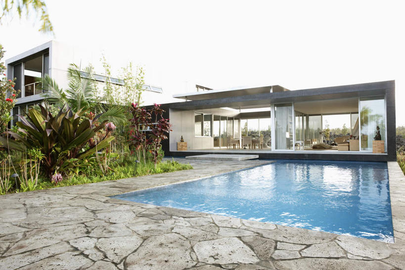 无人,体育馆,游泳池,家,横图,室外,白天,正面,度假,草地,草坪,美景,水,植物,别墅,城市风光,城市,夏威夷,美国,房屋,屋子,景观,水池,水面,公寓,娱乐,泳池,洋房,楼房,住宅,草,树,树木,绿色,自然,享受,休闲,景色,放松,生长,成长,游泳馆,北美,北美洲,美洲,夏威夷州,爱洛哈之州,希洛,北亚美利加洲,亚美利加洲,彩图,房子