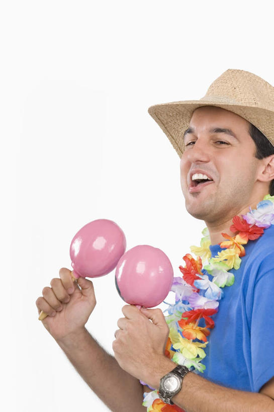 西方人,一个人,站,举,闭眼,竖图,室内,白天,白色背景,侧面,锻炼,游戏,运动,帽子,玩具,欧洲,欧洲人,仅一个男性,仅一个人,握,服装,装饰,花环,拿,玩,拿着,扭头,休闲装,娱乐,仅一个年轻男性,两个,衣服,粉色,蓝色,遮阳帽,托,站着,张嘴,转头,休闲,休闲服,益智,握着,摄影,服饰,影棚,活动,华丽,修饰,圣诞花环,点缀,发泄,消遣,智力,张大嘴巴,宣泄,衬托,美观,雅致,雅观,一顶,圣诞圈,扯铃,风葫芦,胡敲,空钟,空竹,闷葫芦,嗡子,响葫芦,响簧,天皇皇,天雷公,体育,男人,男性,年轻男性,白种人,张开嘴,闭眼睛,闭着眼,闭着眼睛,举起,举手,举着,玩耍,嬉戏,向上举,向上伸,向上托,站立,半身,彩图,影棚拍摄,健身,拍摄