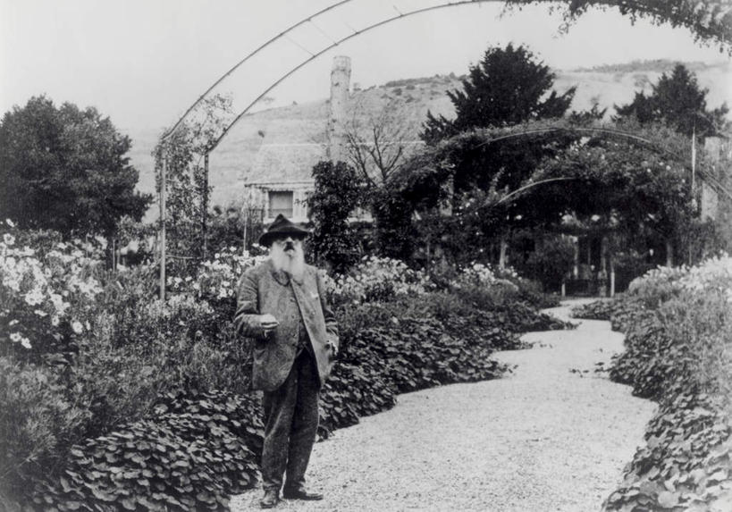 西方人,胡须,一个人,无人,画家,站,横图,黑白,室内,白天,正面,绘画,草地,草坪,植物,帽子,油画,欧洲,欧洲人,仅一个男性,仅一个人,握,阴影,服装,艺术,盛开,光线,工具,影子,古典,拿,花蕾,拿着,注视,礼帽,文化,草,花,花瓣,花朵,鲜花,树,树木,衣服,绿色,阳光,自然,工艺品,花苞,花蕊,观察,看,品味,站着,仅一个老年男性,器械,握着,服饰,生长,成长,拐杖,观看,手杖,美术,察看,高雅,衣着,穿着,关注,医疗器械,美学,辅助设备,衣饰,克劳德.莫奈,莫奈,老年男性,男人,男性,白种人,胡子,络腮胡,站立,全身