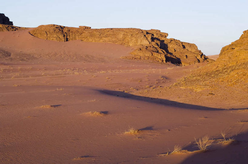 无人,横图,室外,白天,正面,旅游,度假,石头,名胜古迹,标志建筑,地标,建筑,雕塑,约旦,亚洲,阴影,遗迹,艺术,装饰,光线,雕刻,雕像,石子,影子,墙,古城,古迹,文物,娱乐,建设,古建筑,墙壁,墙面,蓝色,蓝天,天空,阳光,工艺品,天,享受,休闲,旅游胜地,放松,晴朗,纪念,美术,主题,西亚,陈列,古文明,万里无云,佩特拉,功能,美学,佩特拉城,佩特拉古城,佩特拉遗址,约旦哈希姆王国,石块,晴空,晴空万里,彩图