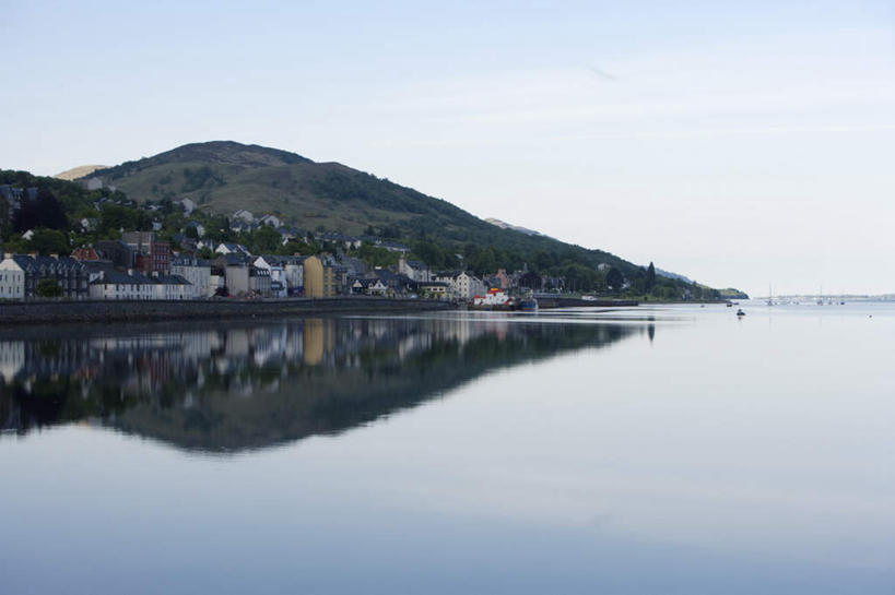 无人,横图,室外,白天,正面,旅游,度假,湖,湖泊,美景,山,山脉,水,英国,欧洲,湖面,景观,山峰,水流,水面,山峦,娱乐,苏格兰,蓝色,倒影,蓝天,天空,自然,湖水,群山,天,享受,休闲,景色,放松,倒映,西欧,自然风光,大不列颠,大不列颠及北爱尔兰联合王国,大不列颠联合王国,日不落英帝国,苏格兰王国,反照,威廉堡,彩图